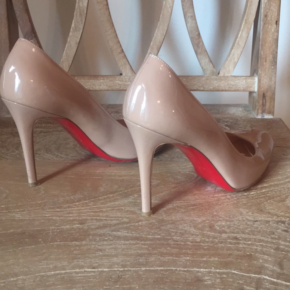 Christian Louboutin nude patent pumps 39.5 - Picture 5 of 6